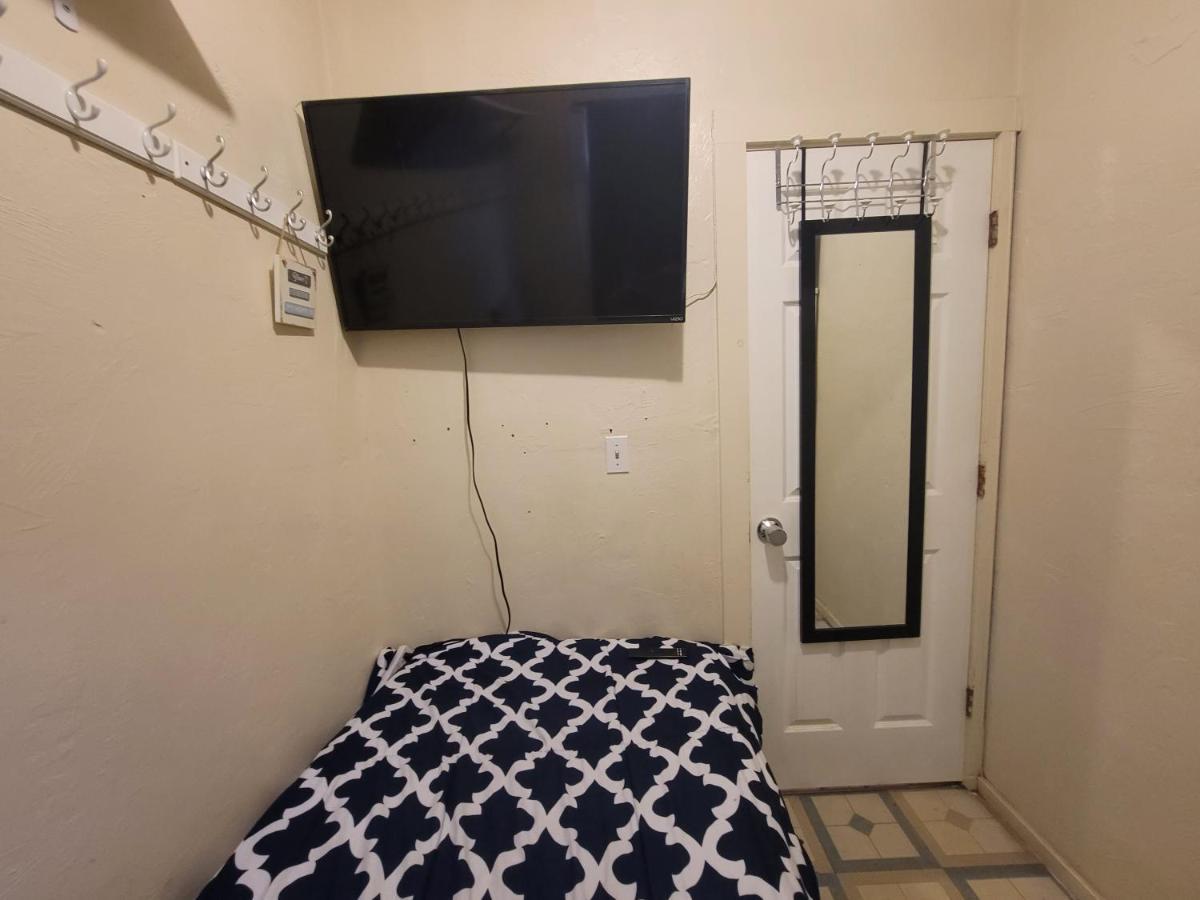 182 Bedrooms Near Fenway & Dowtown Бостън Екстериор снимка